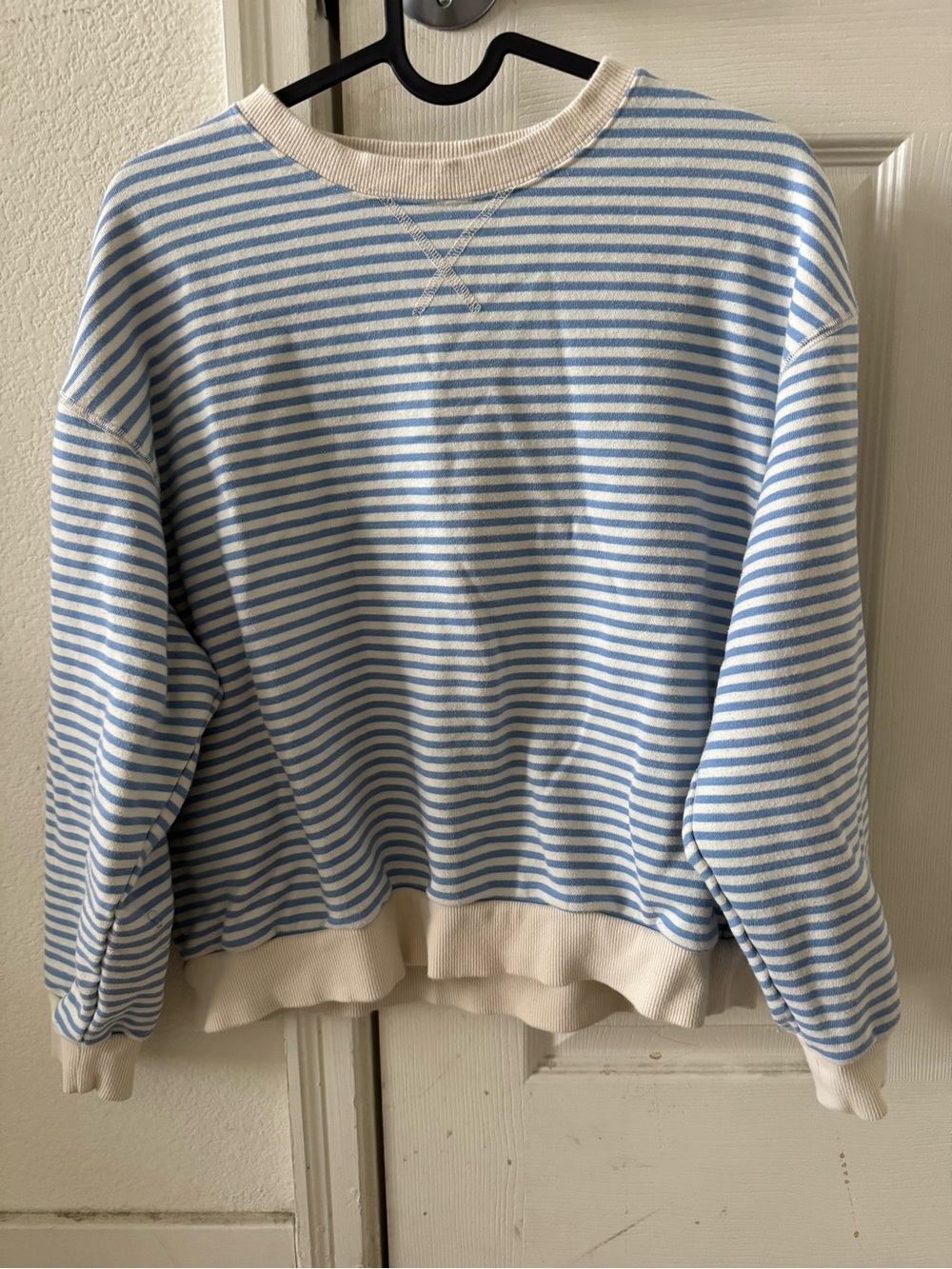 Oversized strip print blue and white long sleeve sweatshirt